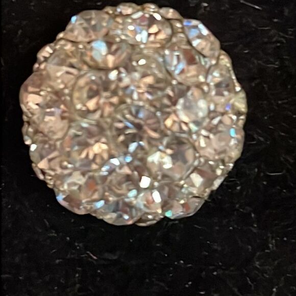Vintage large-0.75” x 0.5”-sterling silver domed Austrian crystal stud earrings - Picture 7 of 13